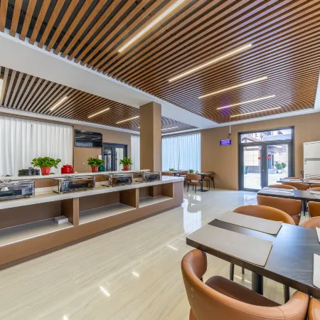 Jinlan Hotel (Longnan Tanchang)
