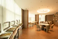 Tianyue Hotel (Longli County Mingmen Times Square)