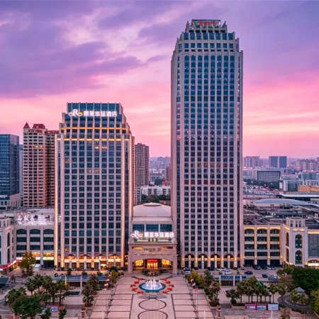 Grand Rezen Hotel  Chong Zuo