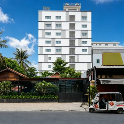 KIRA Hotel セントラルマーケット周辺のホテル