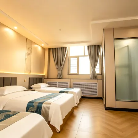Aksu Zhongli Business Hotel