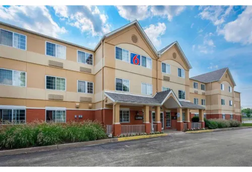 Motel 6 Suites Philadelphia Malvern Swedesford Rd, PA - Motels