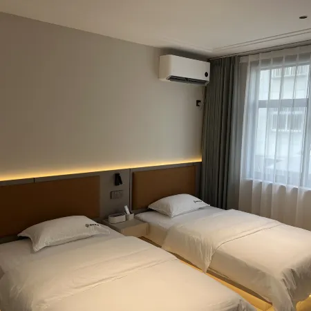 Chizhou QiHe Homestay