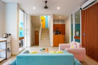 Sans Stay Nagomi Gayamsari Semarang - parking
