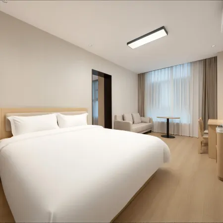 Yayue Hotel (Universal Beijing Resort Linheli Subway Station)