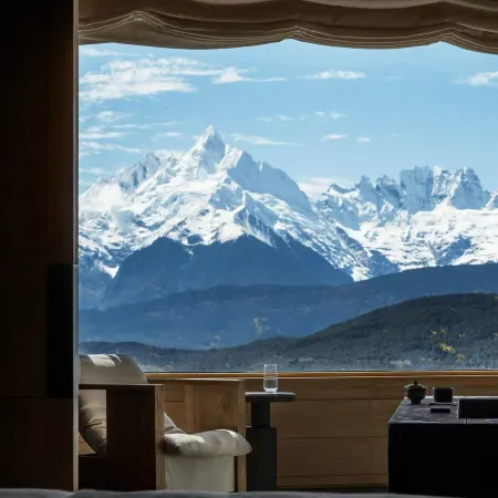 Yilu Fanhua · Jianshan | Full View 360° Snow Mountain Scenic Designer Resort Hotel