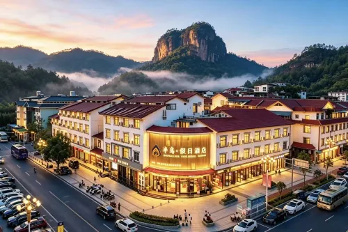 Peninsula Holiday Hotel (Wuyishan Sangu Resort) - Spa