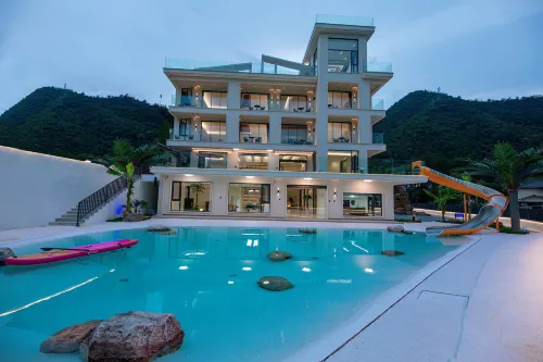 Hillaqua Designer Homestay | Tonglu Yalu Rafting - bar