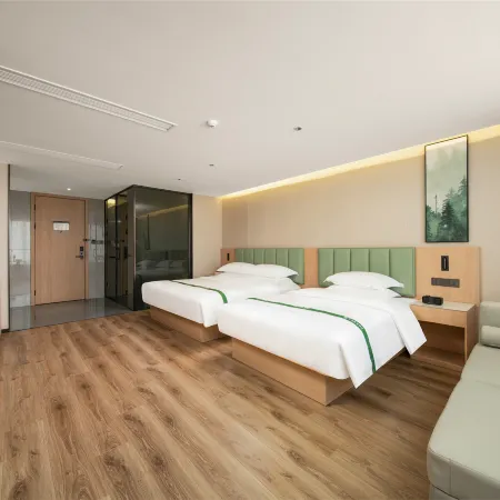 GreenTree Inn Select Hotel (Huangshan Yi Hongcun Scenic Area West Gate 1)