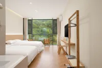 Qizhi Homestay (Shitai Guniujiang Scenic Area) - 발코니