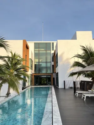 Sand Dance Hotel - 4-Star
