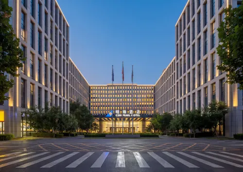 Beijing CSN Pearl Hotel - مسبح
