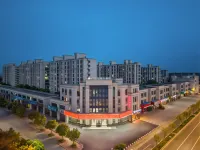 Moon Bay Boutique Hotel (Yangzhou East High-Speed Railway Station Hangji Central Plaza) - Bintang 3