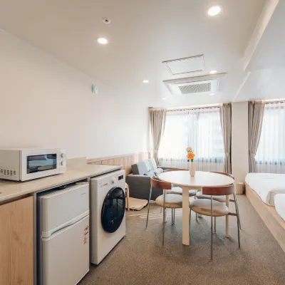 MONTHLIV Myeongdong Chungmuro Hotel Stay โรงแรมใกล้ศูนย์การค้า Jongno Underground Shopping Center