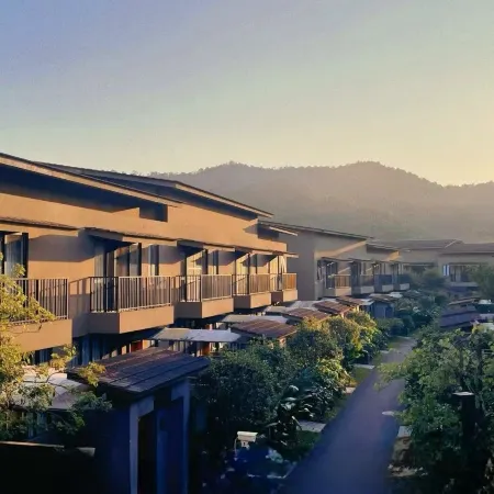 Longmen Nankunshan Mountain Lodge Private Hot Spring Villa