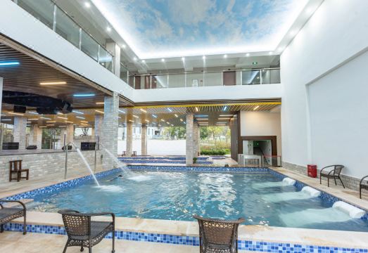 Qingyuan Lelong Hot Spring Homestay over view