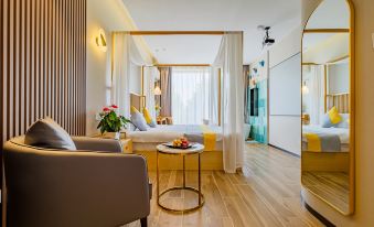 Jinglan·Hua Xi Yi Pin Hotel