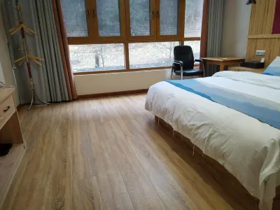 Junzhai Farmhouse Hotel in zona Hongping Airport
