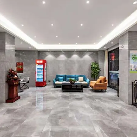 GreenTree Inn Zhixuan Hotel (Datong Ancient City High-speed Railway South Station Yingbin Bridge)