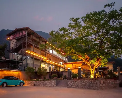 Visit Fuxiaozhu Hotels in Yangbi Yi Autonomous County