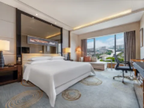 Sheraton Zhongshan Hotel Hotels near Sunwenxi Road Tourism Zone