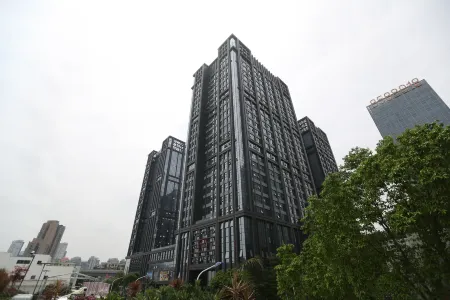 Qingcheng Smart Apartment (Zhuhai Gongbei Zhong'an Plaza)