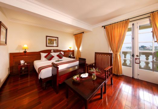 빅토리아 차우 독 호텔 수영장