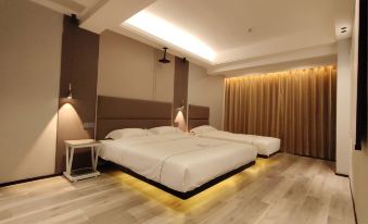 Yaji Modern Hotel (High-tech Wanda Plaza Polytechnic University)