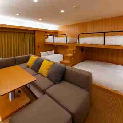 ゴールドステイ栄 Rooms