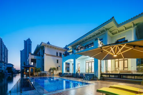 Floral Hotel·Color Island Resort Hotel (Evergrande Venice on the Sea) Hotels in Qidong
