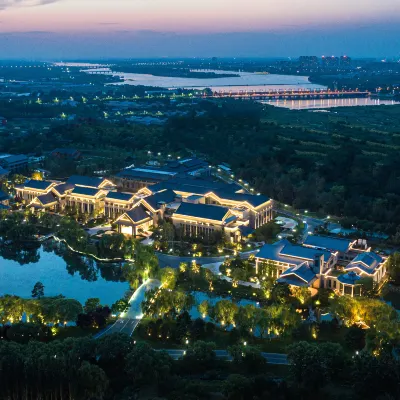 Hutuo Hotel Hotels near Liuxinzhuang Railway Station