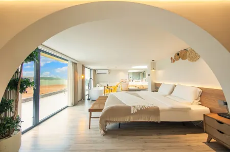 Peach Blossom Island Out of Peach Man Life Отели рядом с достопримечательностью «Anqifeng Sceneic Area»