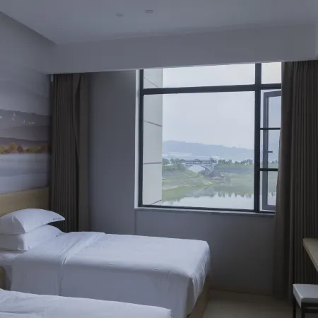 Tinglangyu River View Hotel