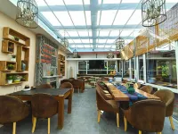 Beijing Zhiwang Honghua Homestay (Qinglongxia Branch)