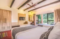 Jagatpur Lodge Hotels in Chitwan