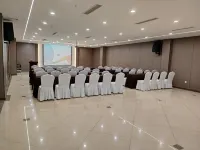 Yimesi Hotel (Dayi Food Street Store) - Business