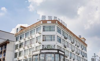 A·K·S Fashion Hotel