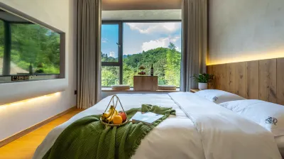 No. 16 small courtyard ~ Meiyuan Wild Luxury Family Pool Holiday Meisu Hotel dekat Hanggai Station