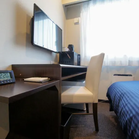 HOTEL LiVEMAX Osaka Umeda Nakatsu Отели рядом с достопримечательностью «Небоскреб Умеда»