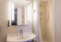B&B Hotel Bordeaux Sud Hôtels à : Villenave-d'Ornon