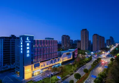 Lavande Hotel (Haiyan Huafeng Road) Hotel dekat Zhejiang Minmetals Logistics Marina