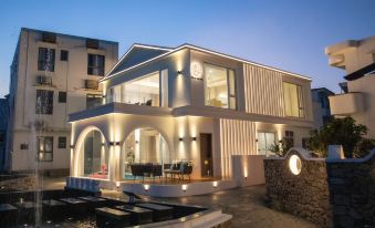 Shengsi Flower and Bird Island Alice Flower Island Whale House