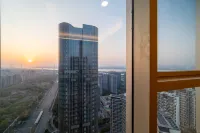 Nanjing Childhood Hotel Apartment (Wuhou Street Subway Station Jindi Center) - Condos