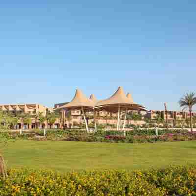 The Zen Wellness Resort Hotel Exterior