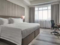 Novotel Singapore on Kitchener Отели рядом с достопримечательностью «Каланг»