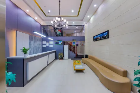 Yijia Hotel (Ji'an No.2 Middle School Pedestrian Street) Отели рядом с достопримечательностью «Ji'an Child Normal College»