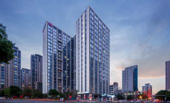 The Artisan Rose Hotel