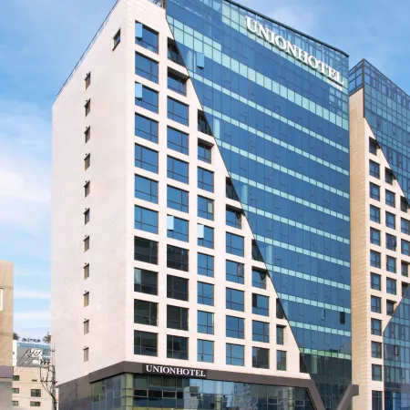 Union Hotel Отели рядом с достопримечательностью «Парк Кубка Мира»