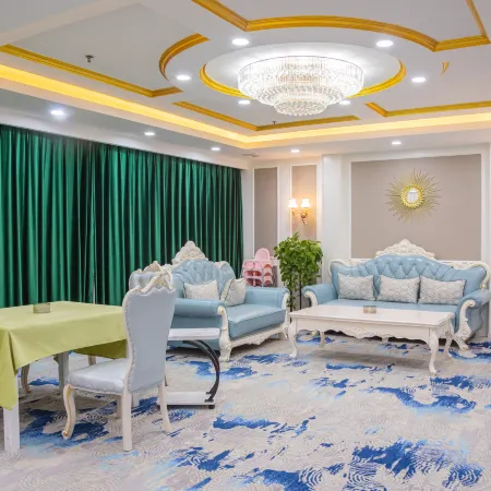 Huaqiao International Hotel