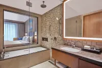 DoubleTree by Hilton Varanasi